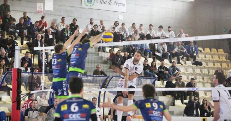 La Final Four ha la sua prima finalista: è la Emma Villas Vitt Chiusi. Cec Pallavolo Carpi sconfitto 3-0