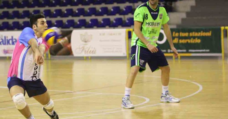 La Mobilya punta tutto sul rush finale, Battista avanti tutta: “è il mese più importante. abbiamo bisogno dei nostri tifosi”